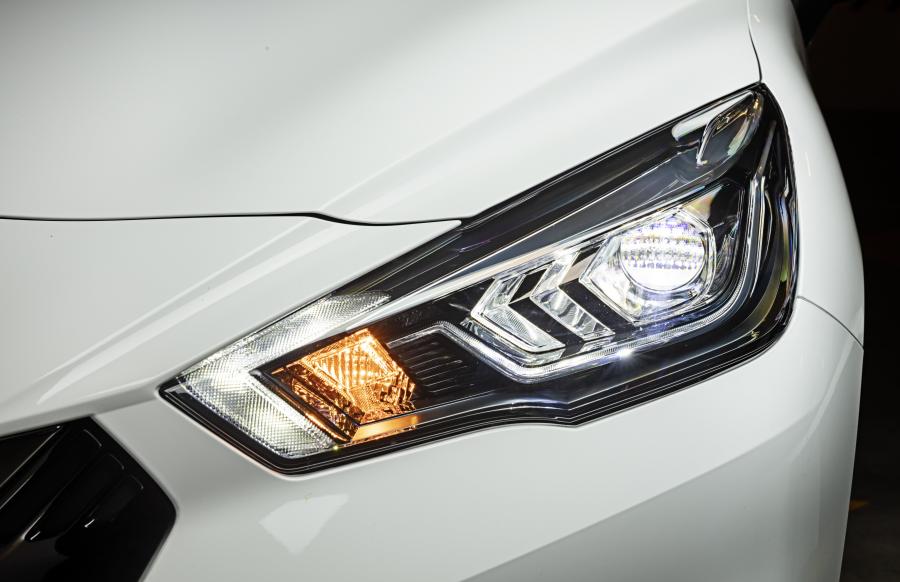 Детали экстерьера Nissan Micra N-Sport (K14) 2019 года  (WW) (фото 20 из 43)